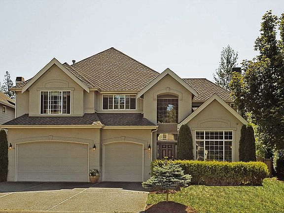 2nd image of 20557 NE 33rd Ct