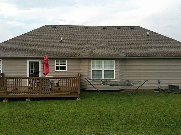 3rd image of 108 Dove Trace Dr