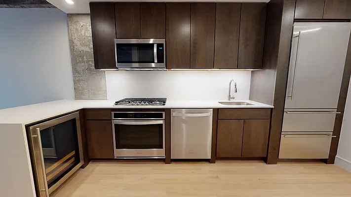 Rented by Flatiron Real Estate Advisors LLC | media 4