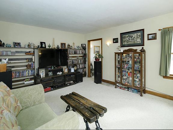 5th image of 2816 Whittier Dr