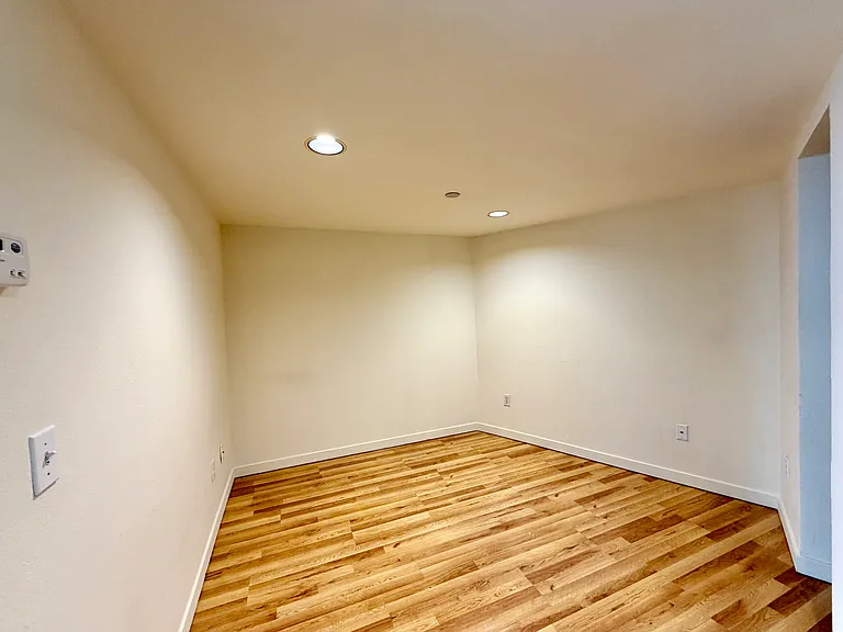 575 Harrison Street — Photo 8