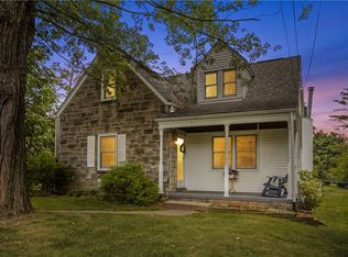 1325 Parkway Rd, Pittsburgh, PA 15237