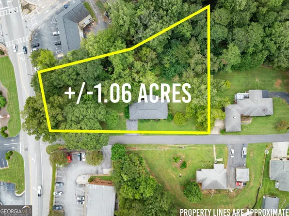 130 W Hood St, Demorest, GA 30535