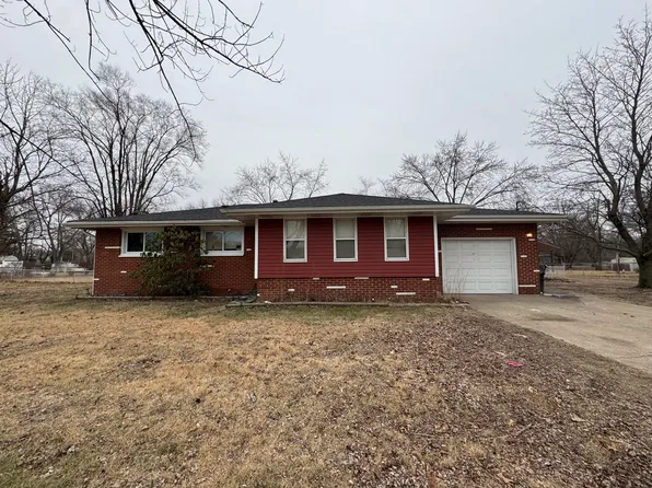 6611 Old Porter Rd, Portage, IN 46368