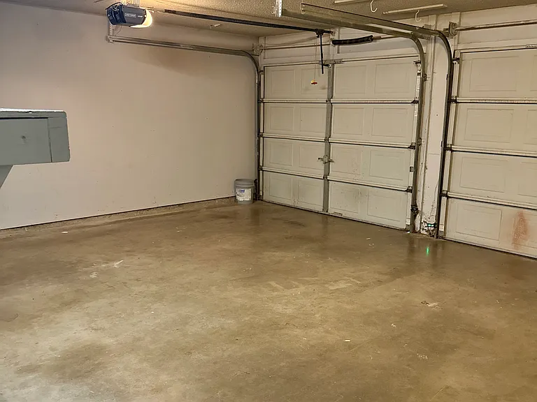 2838 Canyon Creek Dr — Photo 28