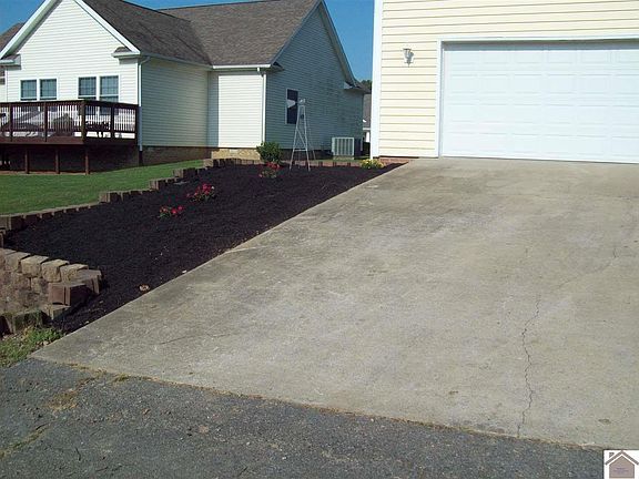 5th image of 130 Pinewood Trl