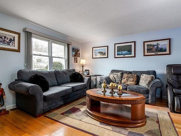 4th image of 47 Morgan Ave APT 67
