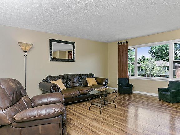 3rd image of 1468 Jocasta Dr