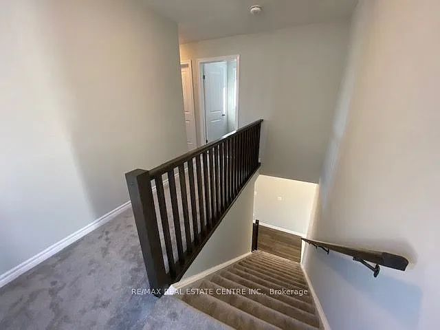 34 Pondcliffe Dr — Photo 15