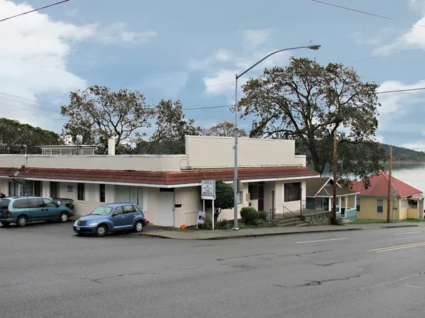 Pioneer Apartments (1121 SE 9th Ave), 1121 SE 9th Ave APT 9, Oak Harbor, WA 98277