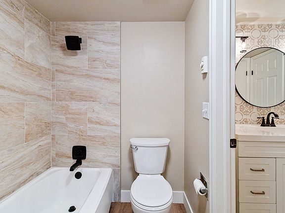 5th image of 14740 E Kentucky Dr APT 734