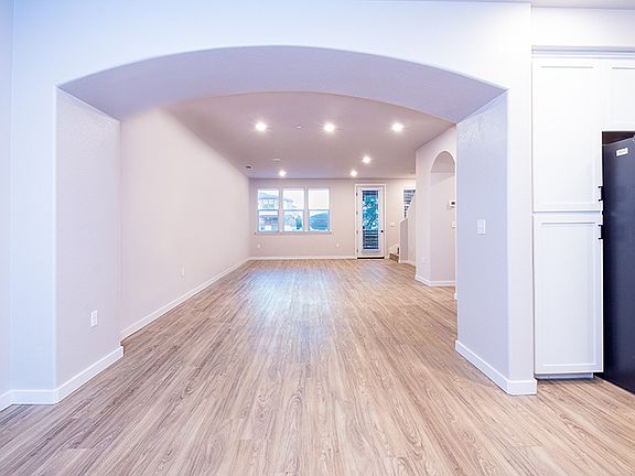 4th image of 100 Toscana Dr #1703