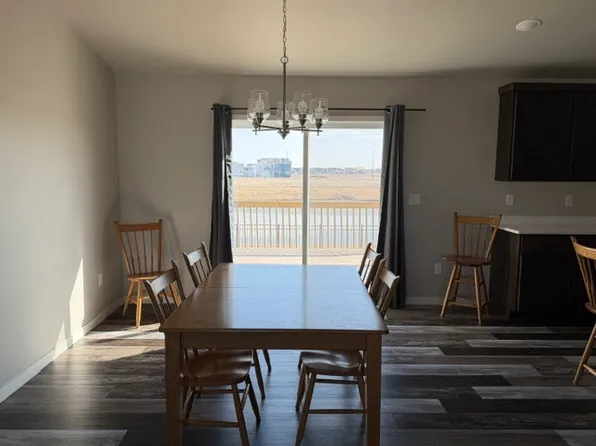 7787 Cub Creek Way, Horace, ND 58047