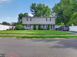 2741 Fernwood Ave, Roslyn, PA 19001