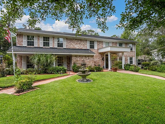 5th image of 17711 Carelia Ln