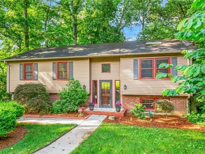 3228 Valley Rd, Winston Salem, NC, 27106