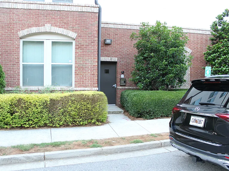 901 Abernathy Rd #2110 — Photo 60