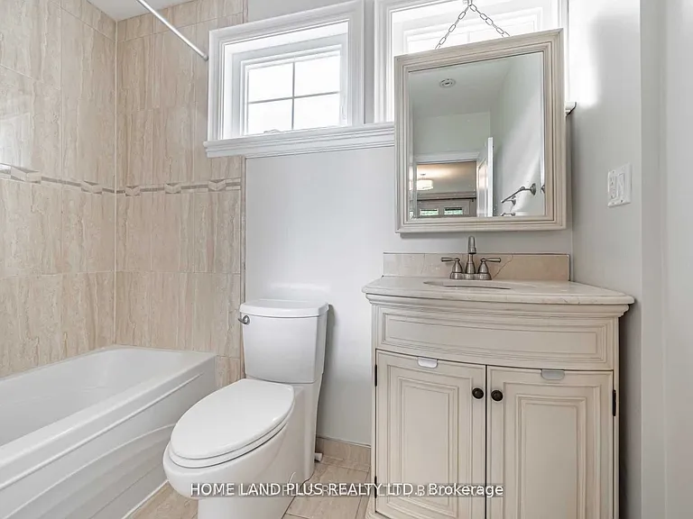 66 Munro Blvd — Photo 17