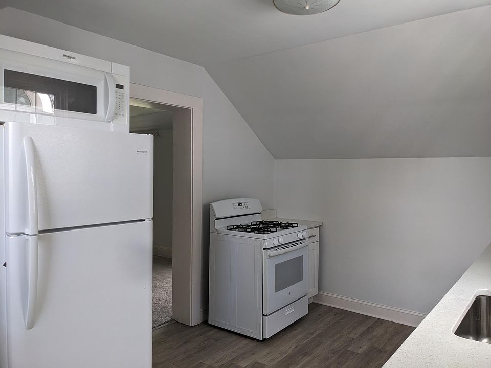 1st image of 33 N Fenwick St #B