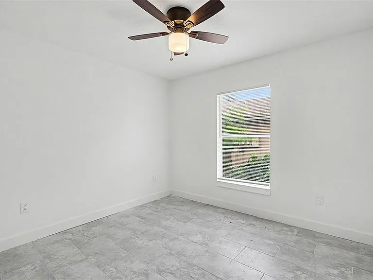1128 Neville Ave — Photo 15