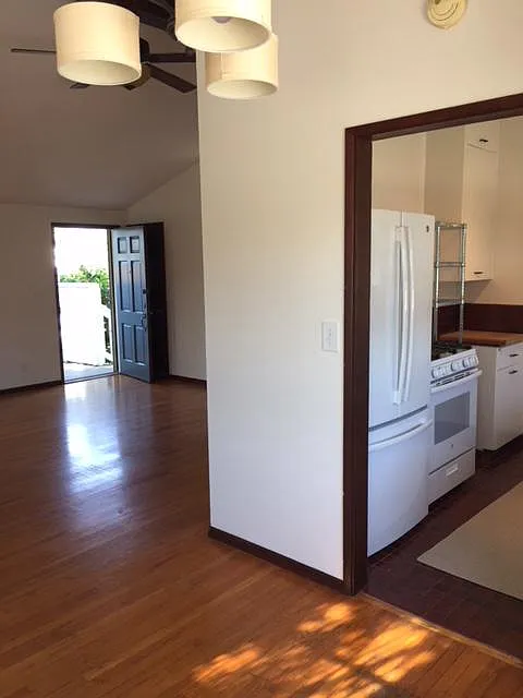 dining area view to front door