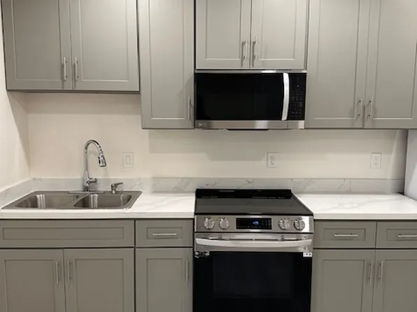 15792 E 14th St, San Leandro, CA 94578