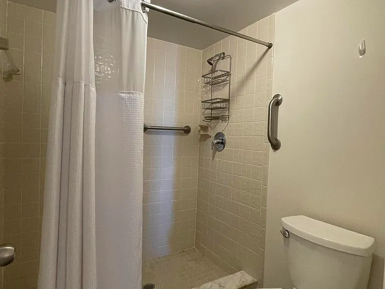 355 S Ocean Dr #807 — Photo 23