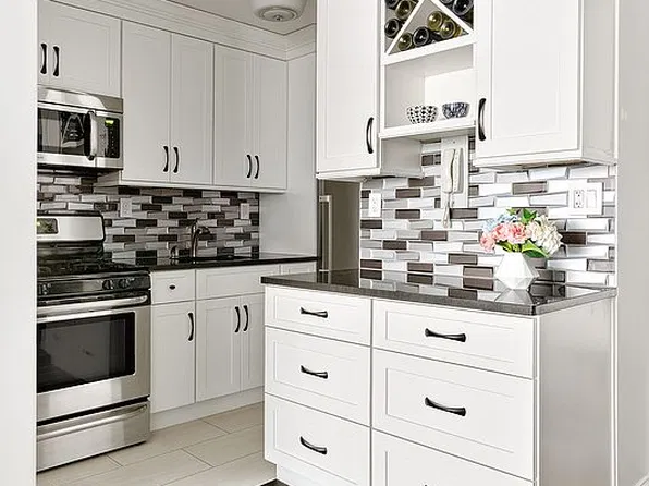 139 E 33rd St APT 7F, New York, NY 10016