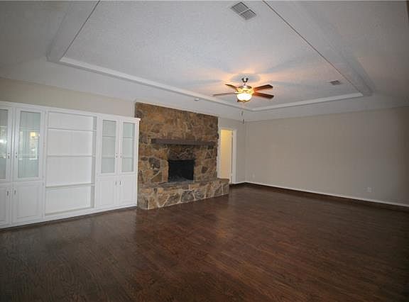 3rd image of 3008 Highland Crest Ct