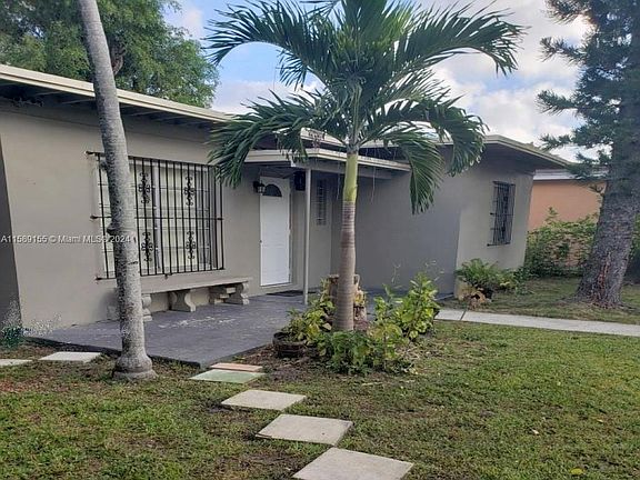 3rd image of 1255 NW 121st St