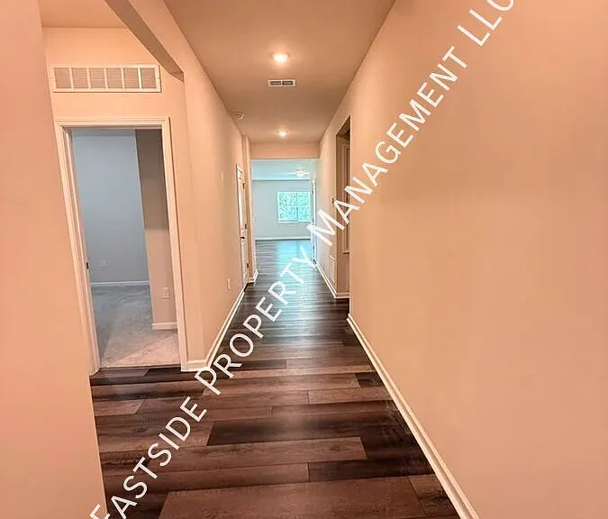 1625 Heron Pond St — Photo 2
