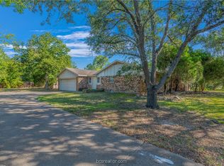 1219 S Ridgefield Cir, College Station, TX 77840