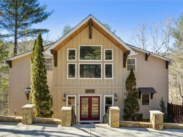 81 Dach Bruecke Gasse, Helen, GA 30545