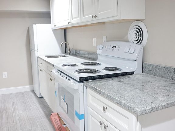 New Appliances and Granite Countertops