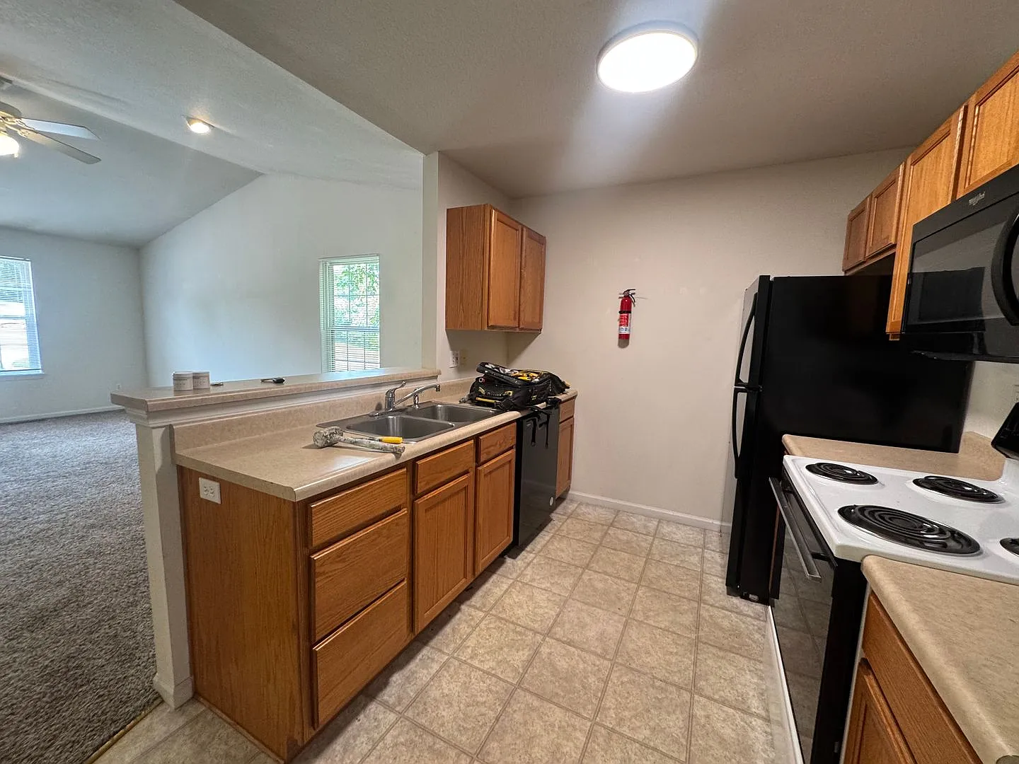 3 Bedrooms & 2 Bath — Photo 3