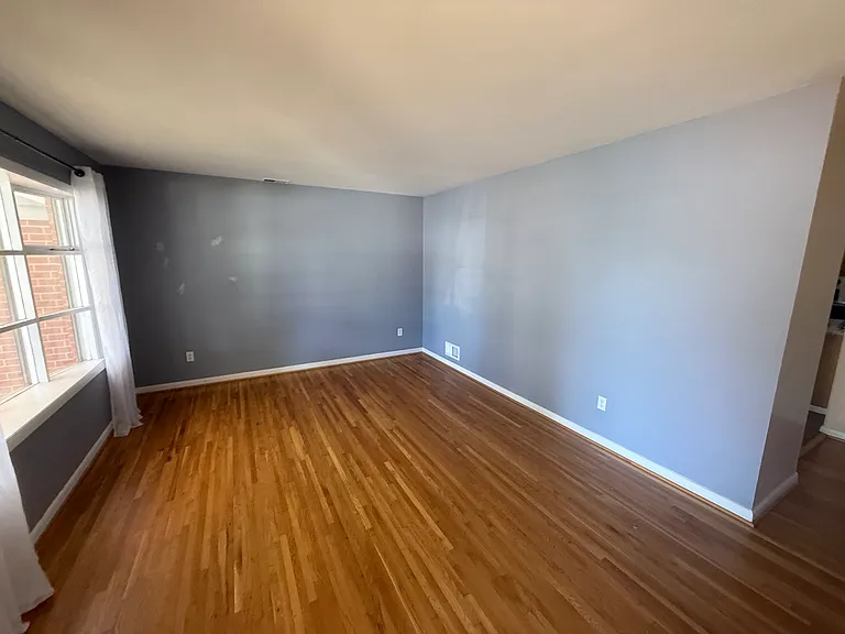13510 Ellendale Dr — Photo 10