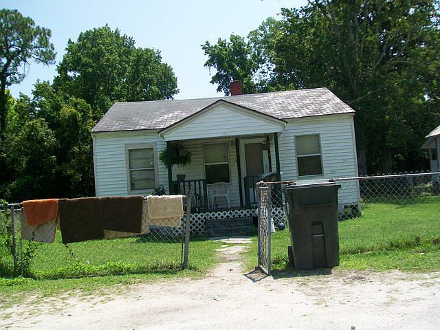 1st image of 3412 Stonewall St