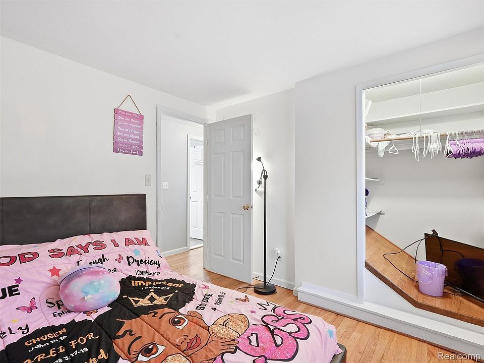 1890 21st St, photo 24