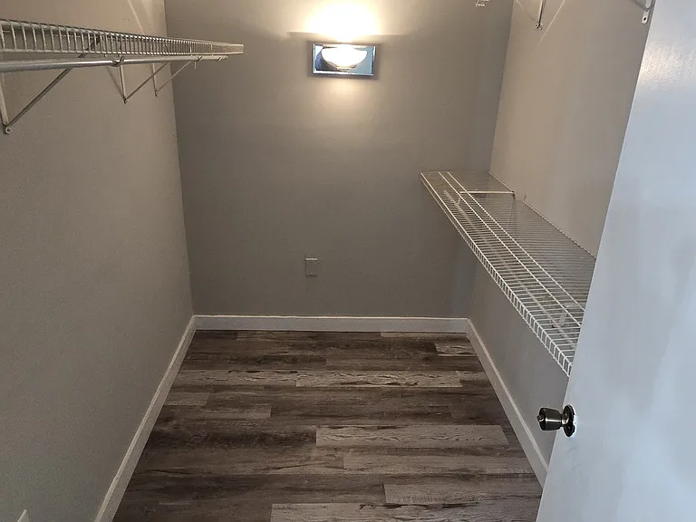 96 Locust Ct — Photo 14
