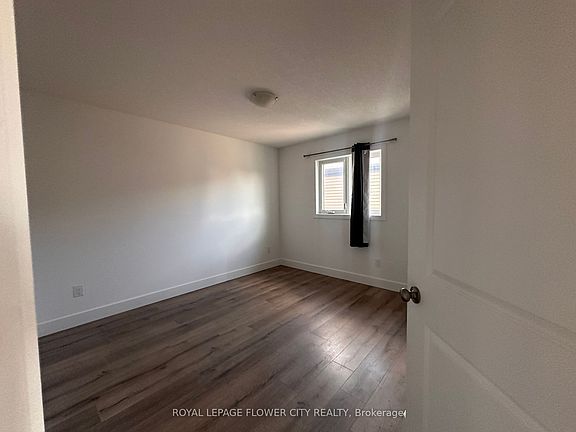 4th image of 1330 Lawson Rd