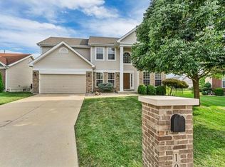 104 Jost Manor Dr, Florissant, MO 63034