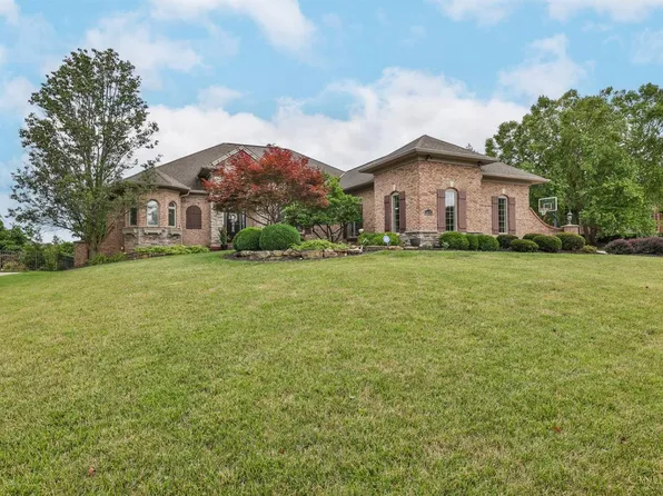 6674 Southampton Ln, West Chester, OH 45069