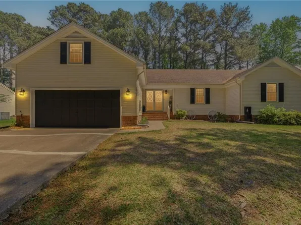 1832 Woodland Rd, Suffolk, VA 23436