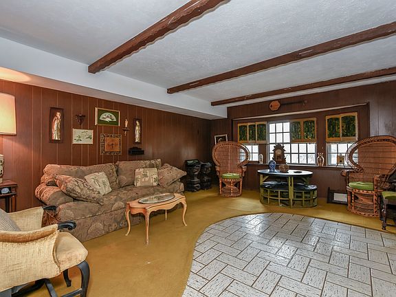 5th image of 16131 87th St