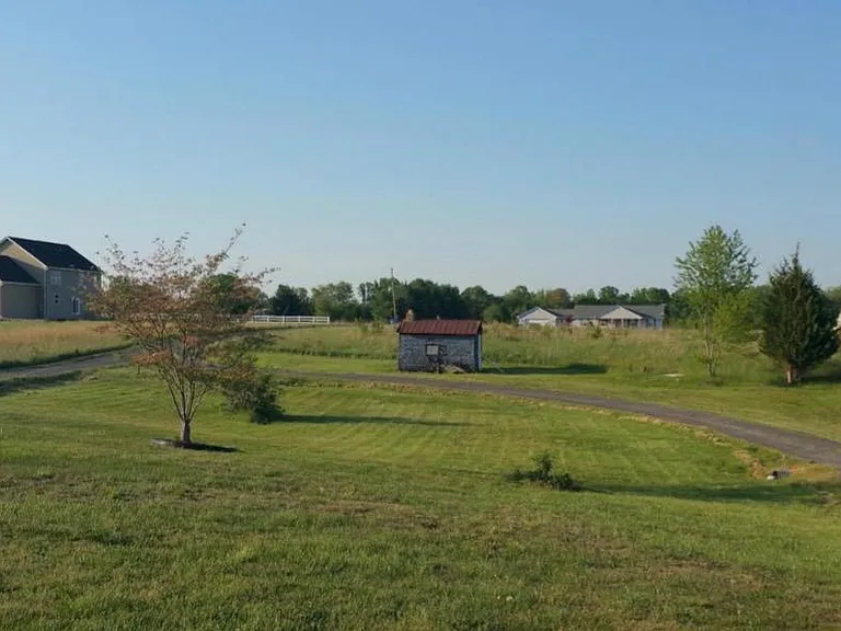 12381 Grosstown Rd — Photo 5