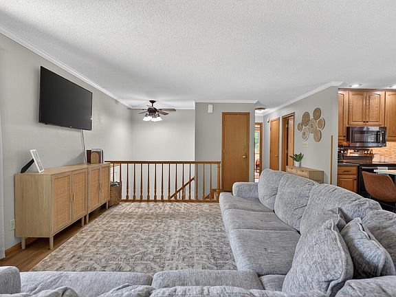 5th image of 208 23rd St NW