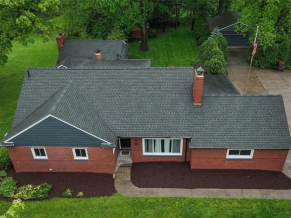 2nd image of 3021 Fulton Dr NW