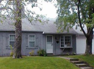 5421 N Stony Run Ln, Fort Wayne, IN 46825