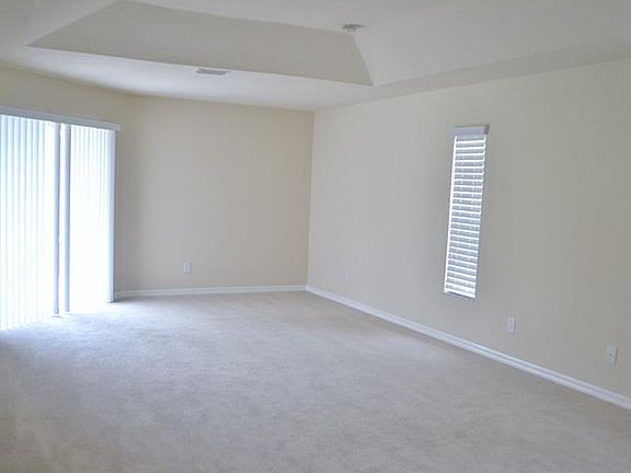 4th image of 1509 Youngman St