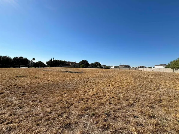 8312 Estate Dr, Laredo, TX 78045